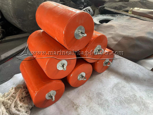品質  Dock / Boat EVA Foam Fender Protected By Nylon Yarn Net And Galvanized Steel Plate 工場